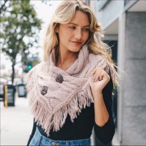 October Love Mauve Infinity Scarf with Ray Ban